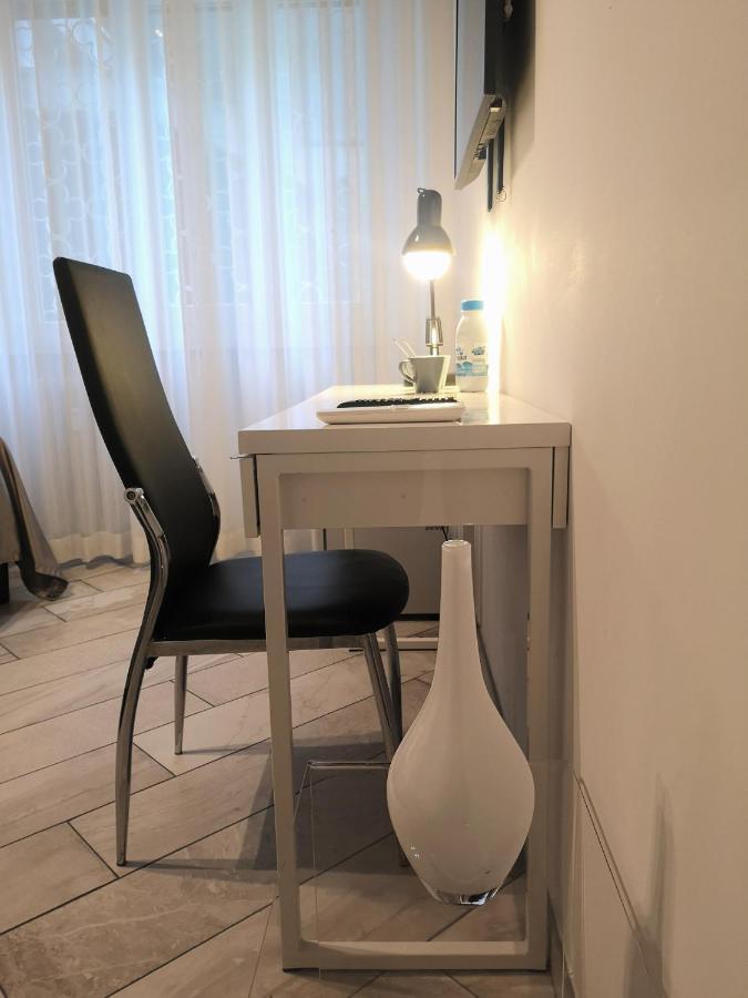 Bed and Breakfast Tre R Eur Roma Esterno foto